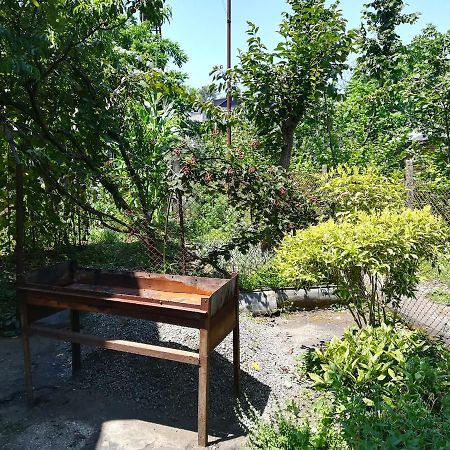 Guest House Of Givi Kobuleti Exterior foto